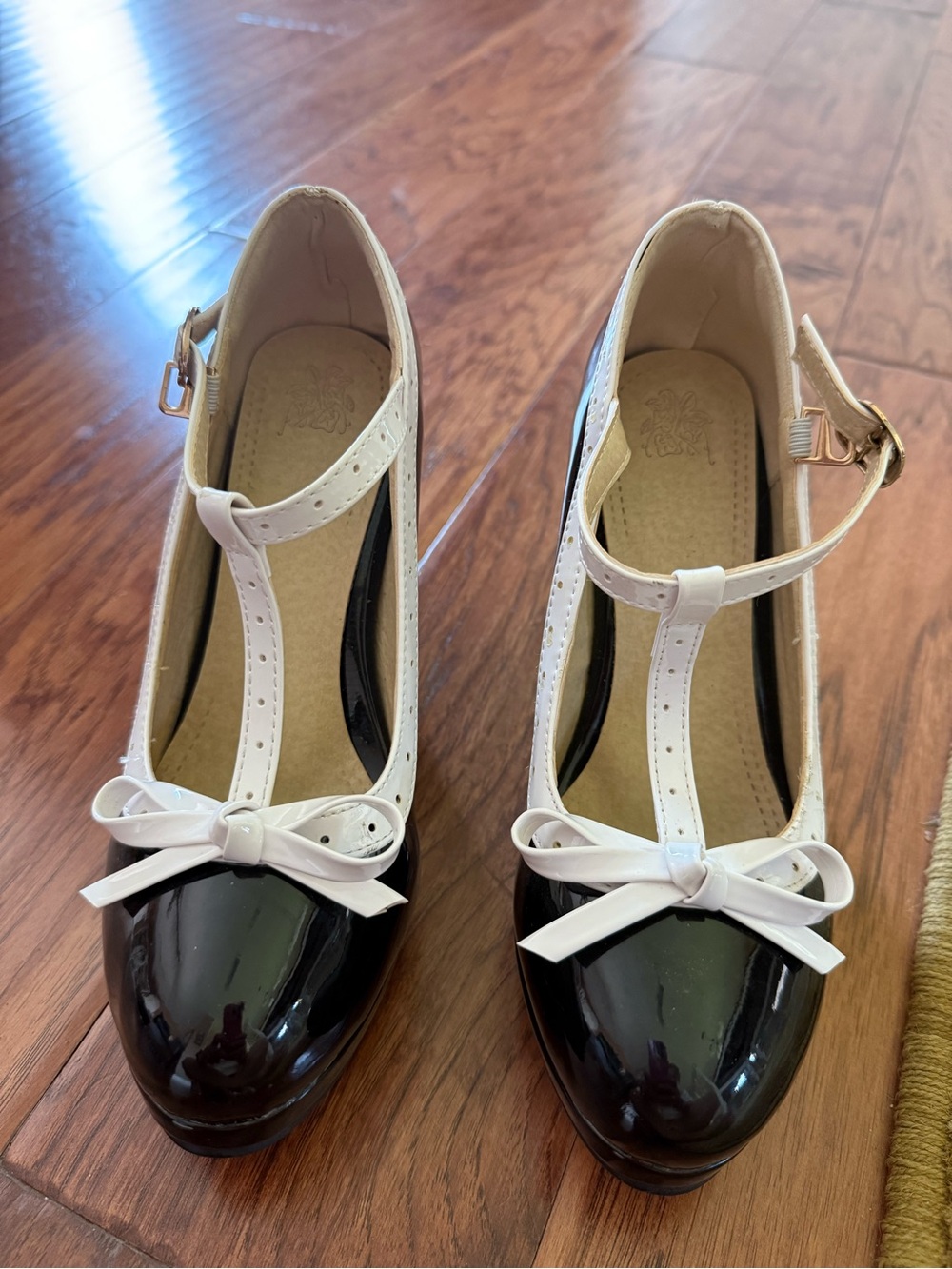 Two-Tone T-Strap Patent Heels with Bow - Black & White